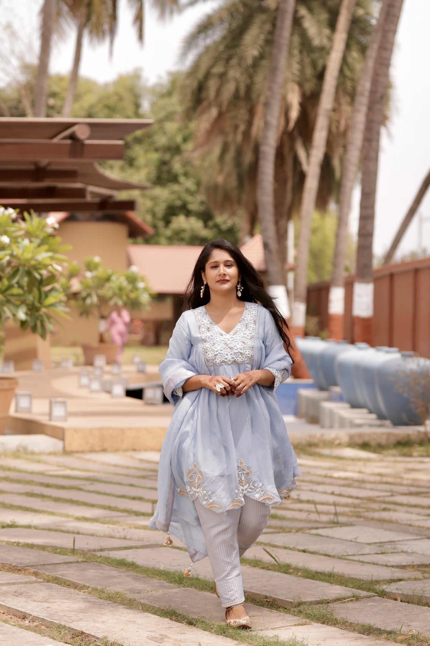 Zariya Scalloped Organza Kurta Set – Powder Blue