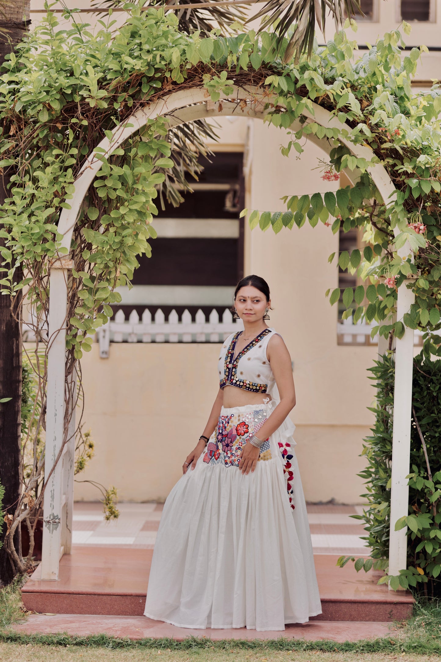 Gulnaar Lehenga - White
