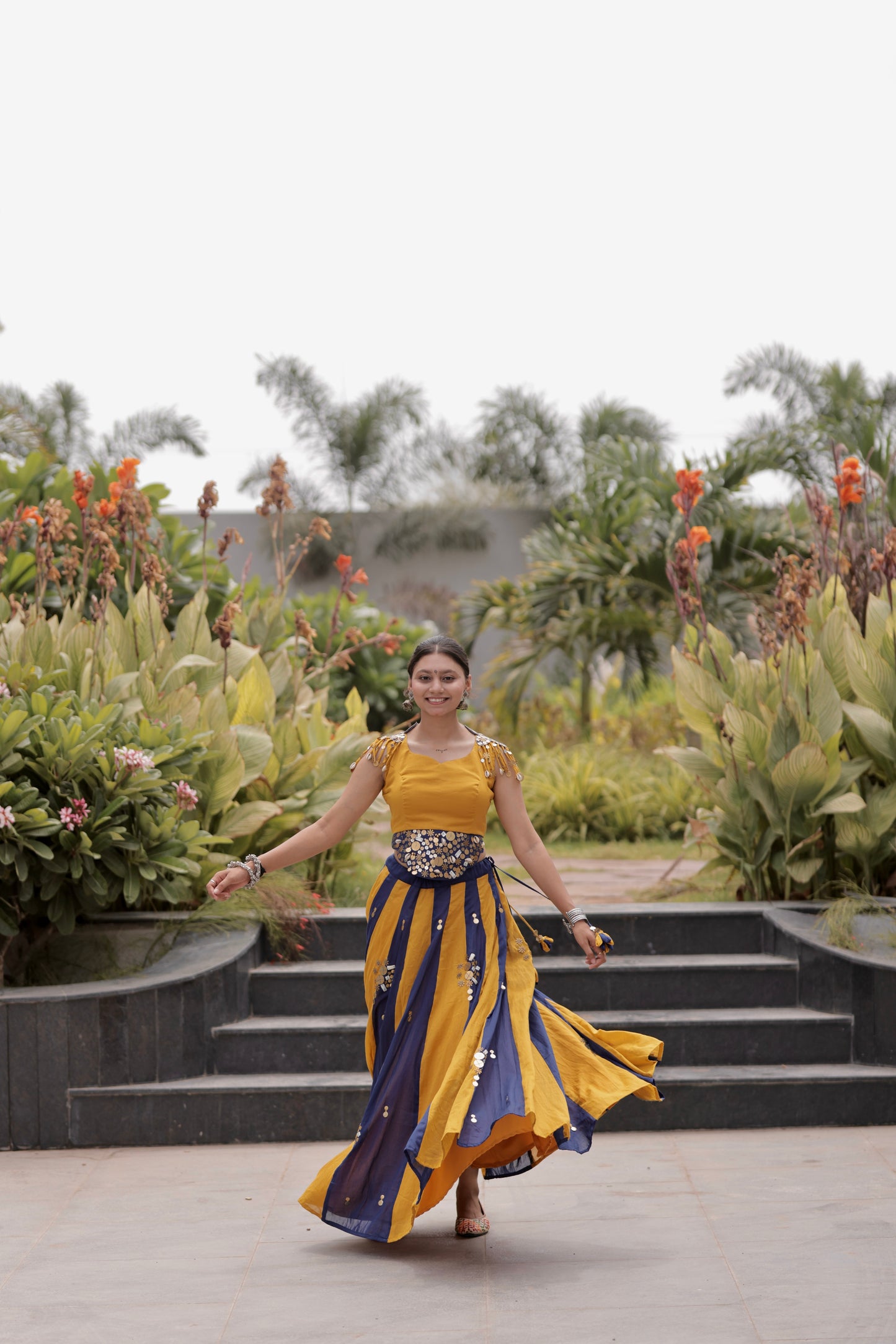 Miraya Lehenga Set – Blue & Yellow