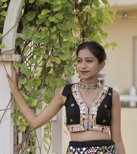 Gulnaar Blouse - Black
