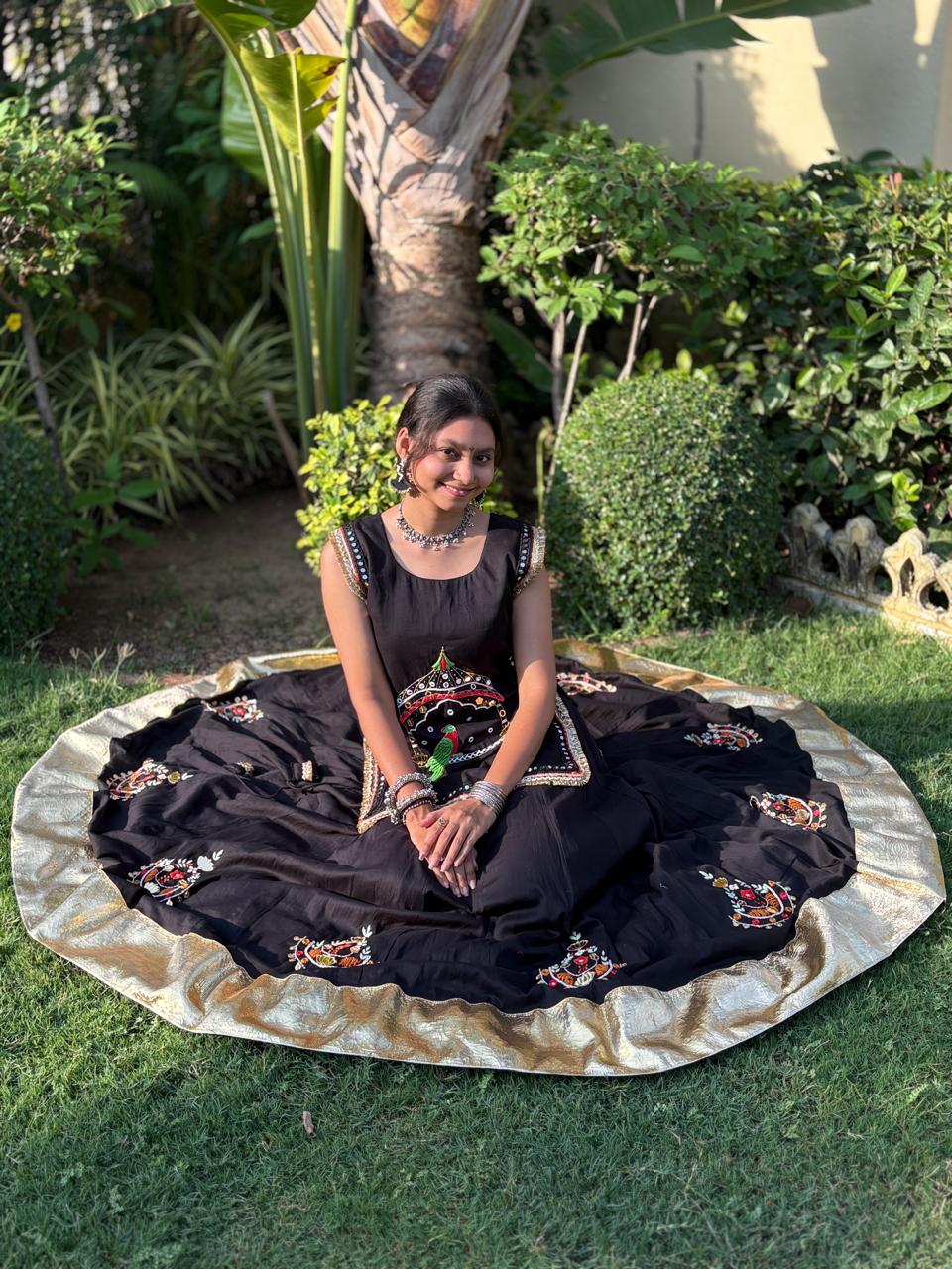 Chandrika - Lehenga Kediyu Set